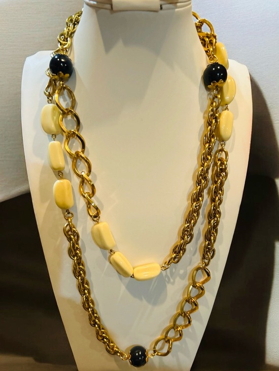 Estee Lauder Jewelry - Vintage, Classic Estée Lauder Gold-Tone Layered Necklace with Cream&Black bead
